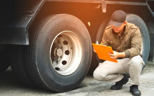 Cách cân tải trọng xe và các yếu tố nguy hiểm khi xe quá tải