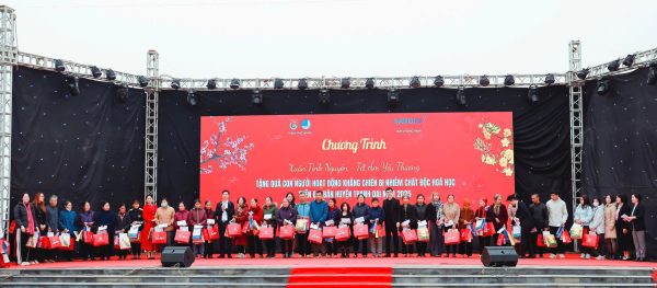 VIMID and HANOIBA Spread Warmth and Compassion through the Charity Program for New Year 2025