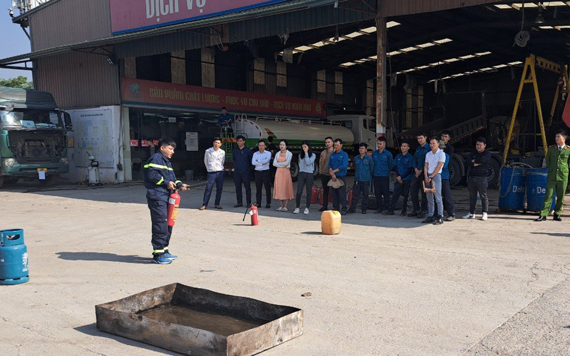 VIMID nâng cao kỹ năng phòng cháy chữa cháy cho cán bộ nhân viên 3