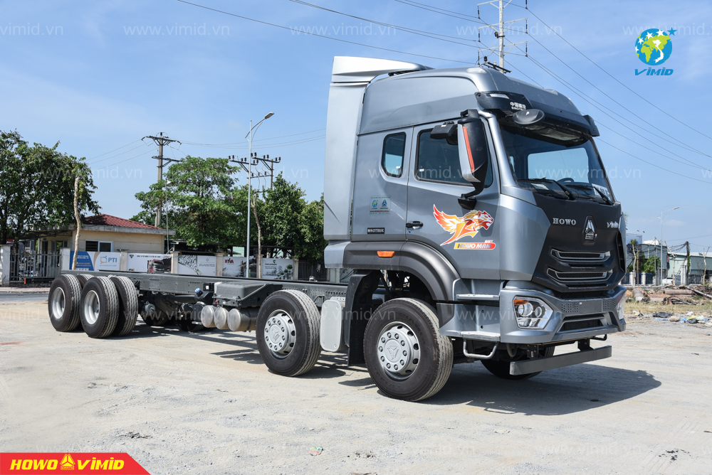 Xe tải VX350 8X4 sát xi