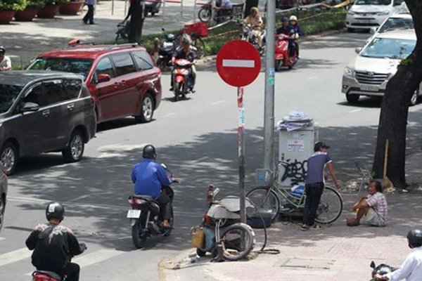 Những hậu quả của việc xe tải đi ngược chiều